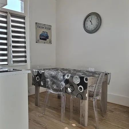 Le Duplex Centre شقة *